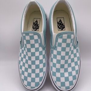 VAN’S TURQOISE AND WHITE CHECKED SNEAKERS
